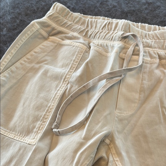 James Perse Cream Jogger Pants - Picture 3 of 11
